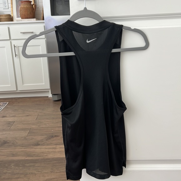 Nike Dri-Fit black running tank - Picture 3 of 3